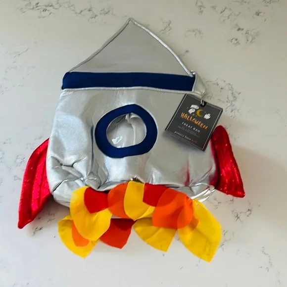 Pottery Barn Kids Rocket Ship Puffy Treat Bag - Picture 6 of 10